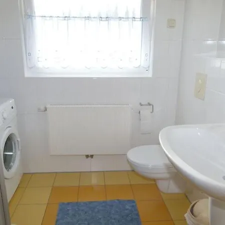 1 In The Happiness House Glowe