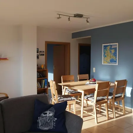 Apartament 1 In The Happiness House Glowe