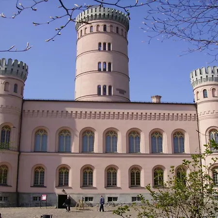 1 In The Happiness House * Glowe